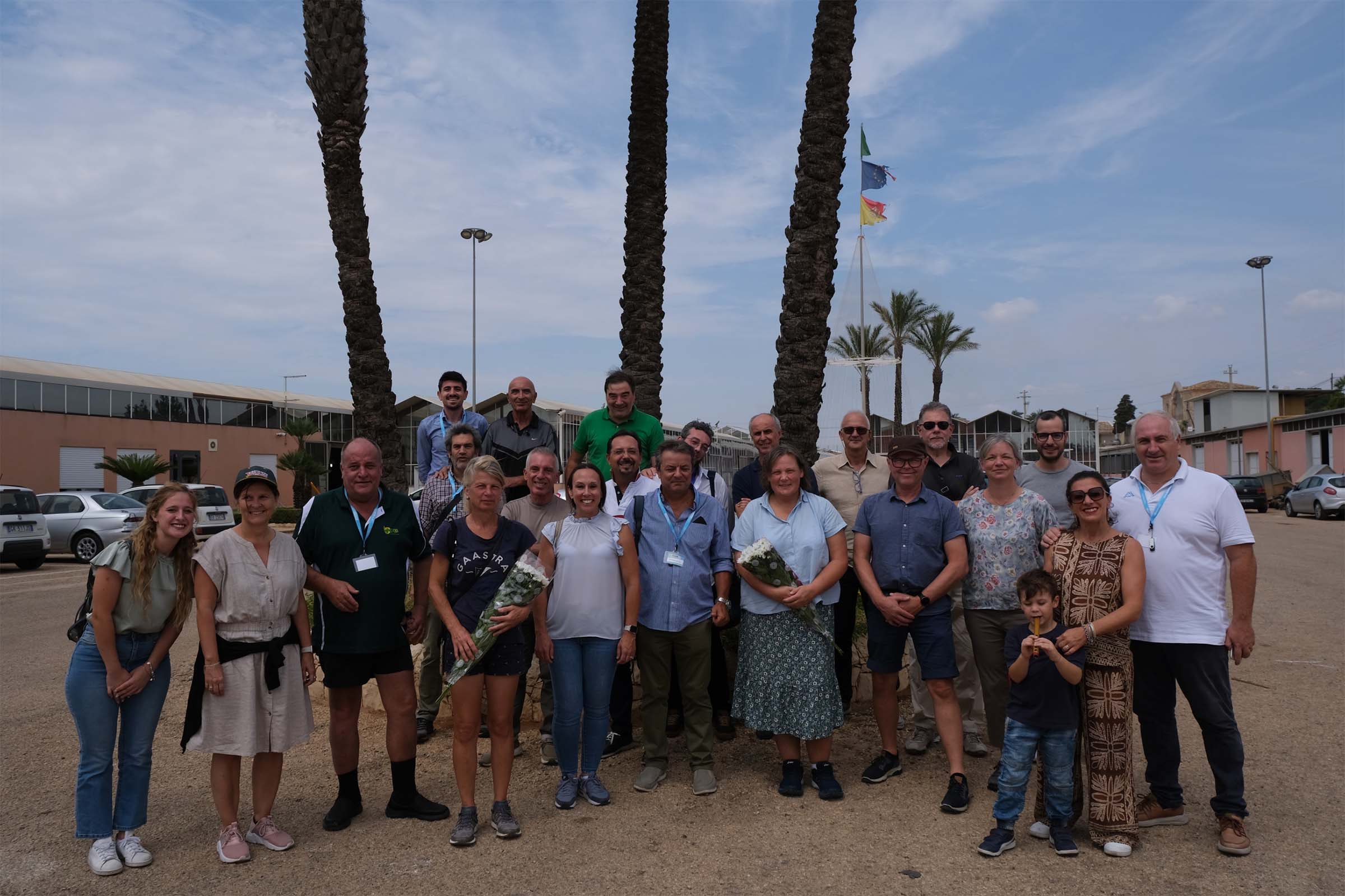TECHNICAL_VISIT_03-L Group photo of the Ragusa SHWA conference